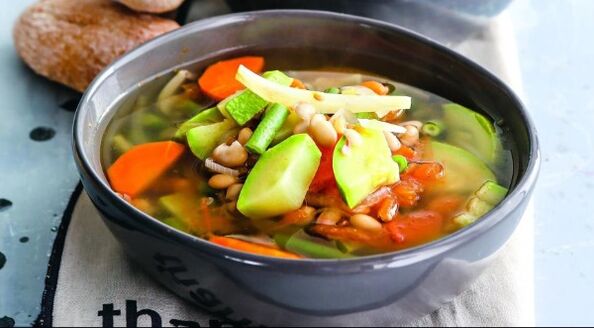 野菜スープ - マギー ダイエット メニューの簡単な最初のコース